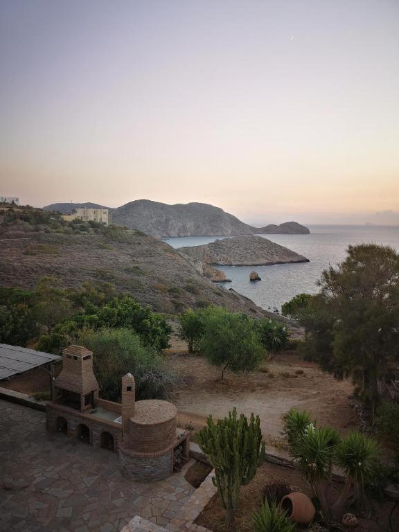 Syros Apartments Suites Chryssonisos Kini ภายนอก รูปภาพ