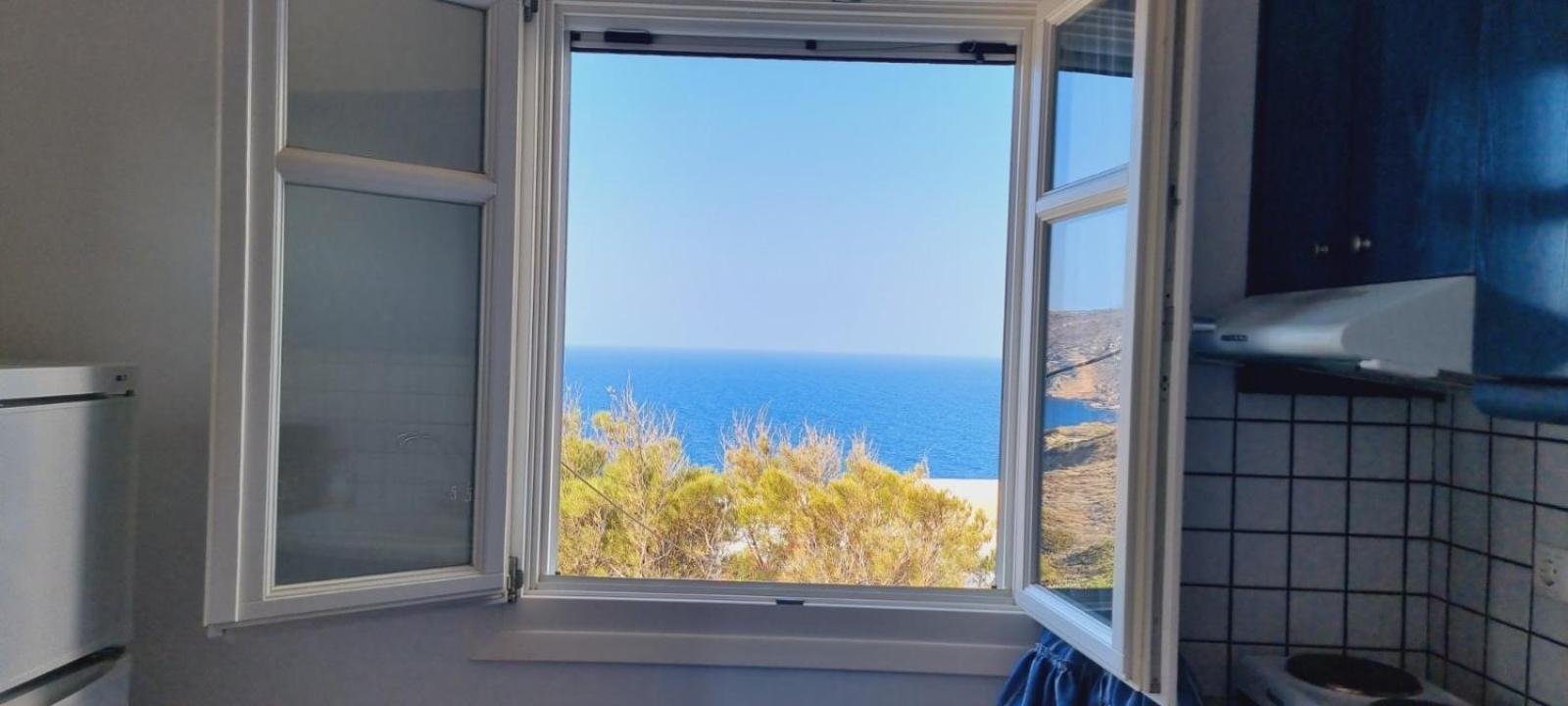 Syros Apartments Suites Chryssonisos Kini ภายนอก รูปภาพ