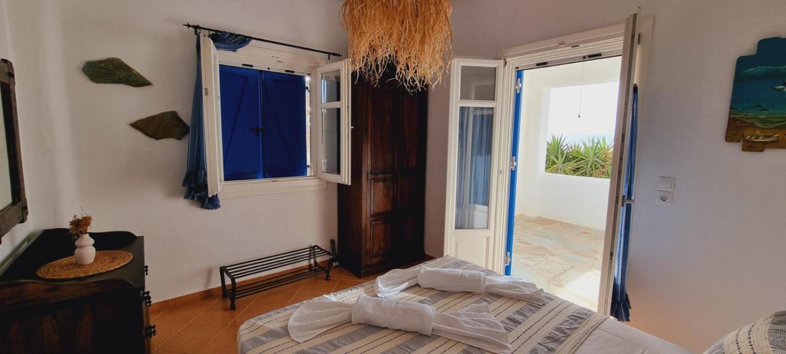 Syros Apartments Suites Chryssonisos Kini ภายนอก รูปภาพ