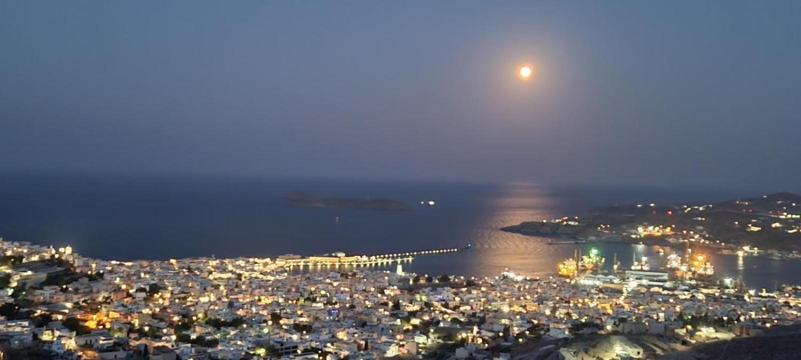 Syros Apartments Suites Chryssonisos Kini ภายนอก รูปภาพ