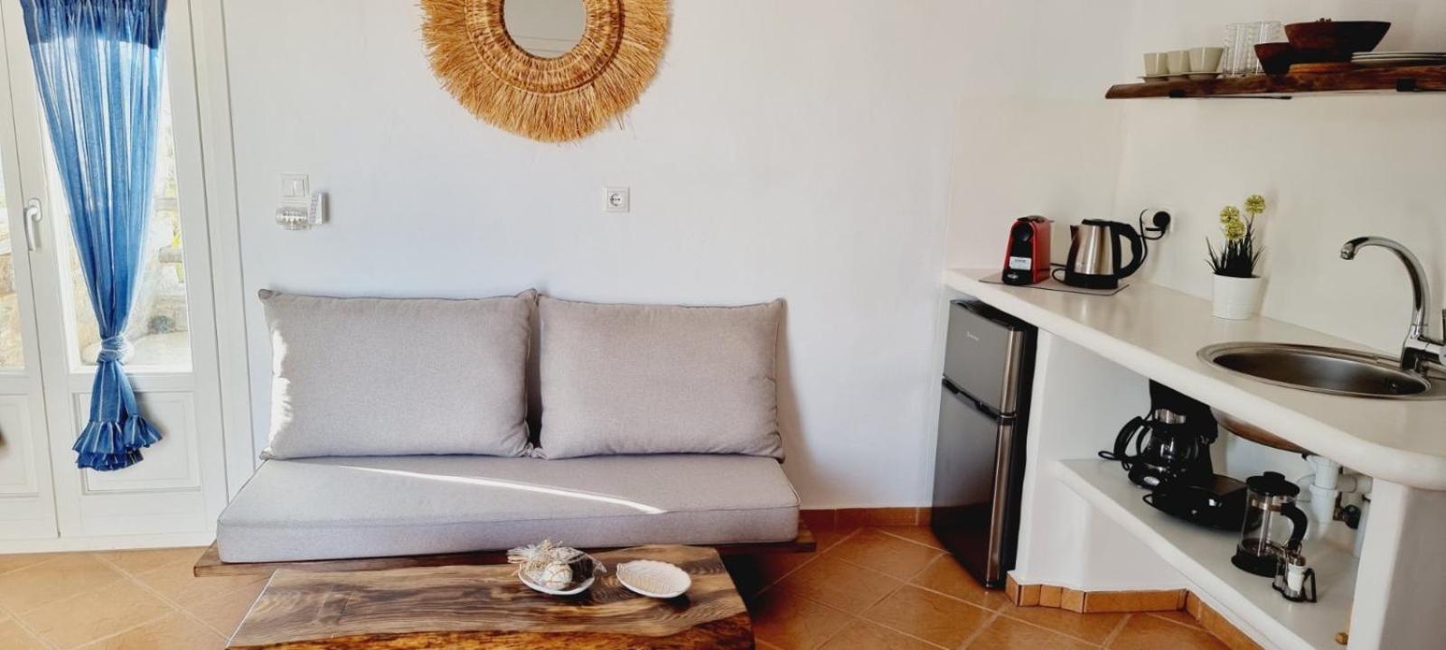 Syros Apartments Suites Chryssonisos Kini ภายนอก รูปภาพ