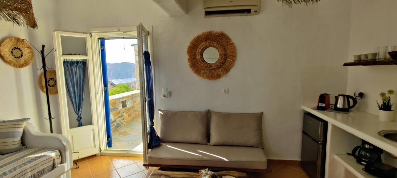 Syros Apartments Suites Chryssonisos Kini ภายนอก รูปภาพ